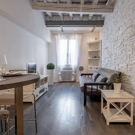 Apartment Canal View - San Marco *