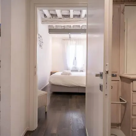 Canal View - San Marco * ונציה