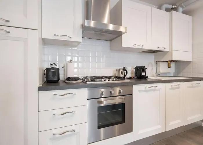 Canal View - San Marco Apartment *